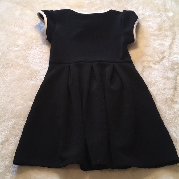 Cute Black & White Dress - Picture 4 of 4